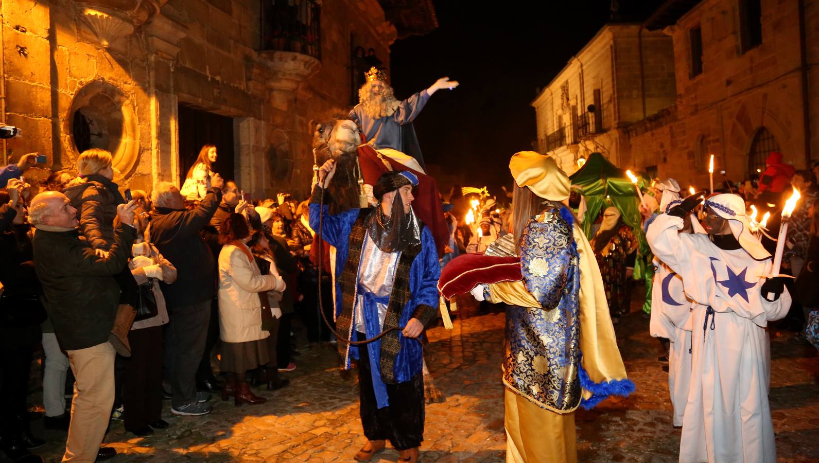 Cabalgata de Reyes Magos de Santillana del Mar
